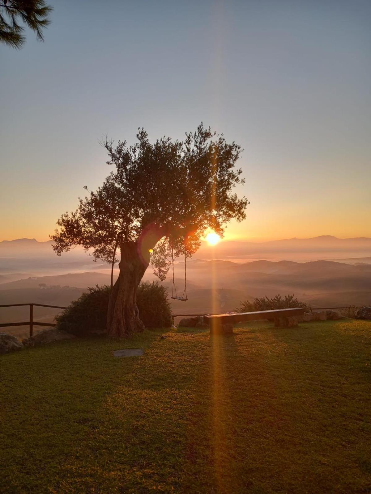 卡拉塔菲米Agriturismo Antichi Granai别墅 外观 照片